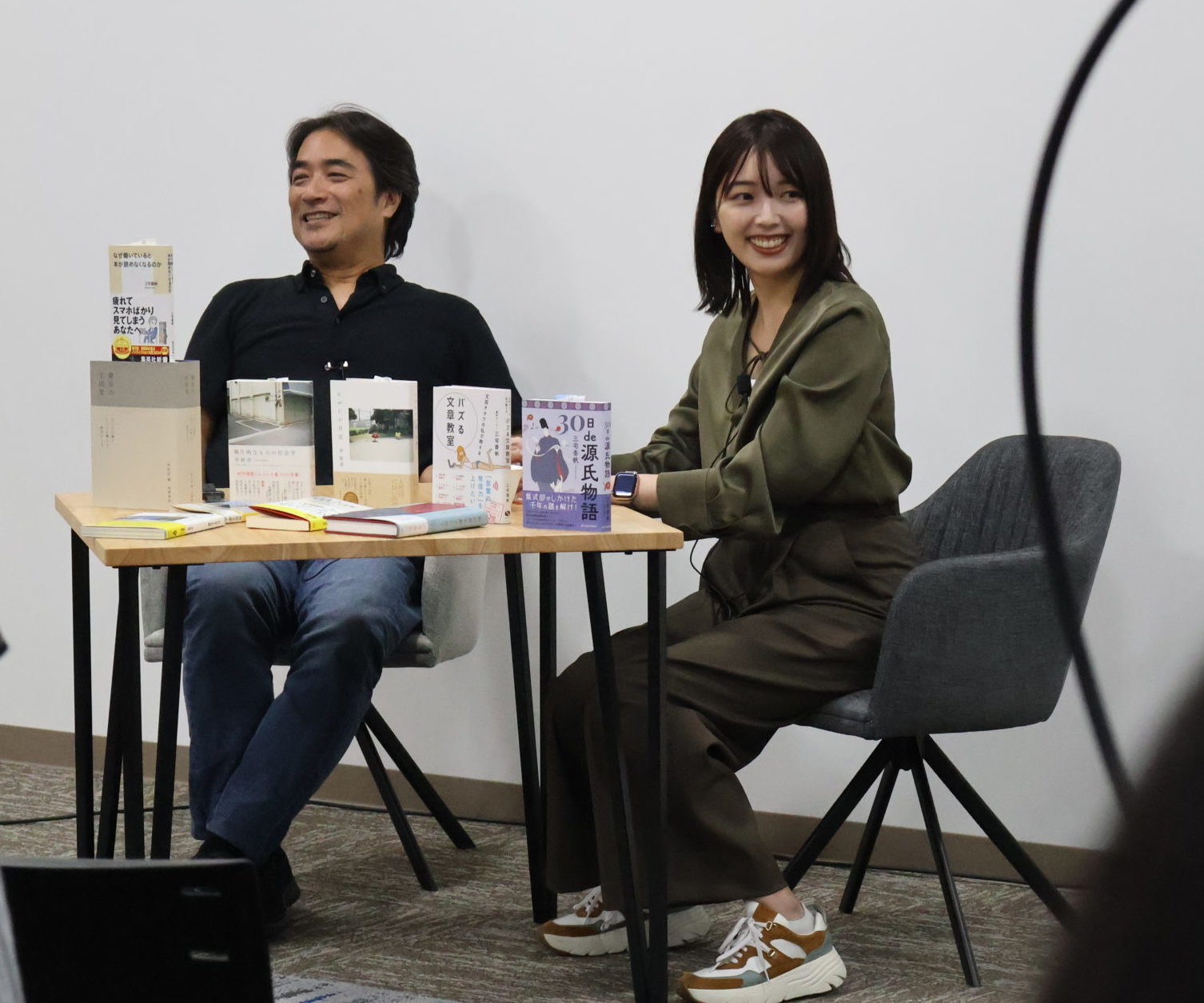 〈講演会〉岸政彦教授 × 三宅香帆氏 対談　「ぶんこも」オープン記念