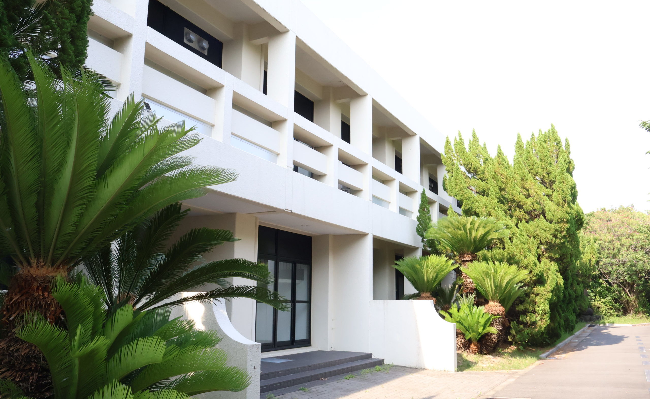 瀬戸臨海実験所を訪ねて　南紀白浜で生物多様性を学ぶ