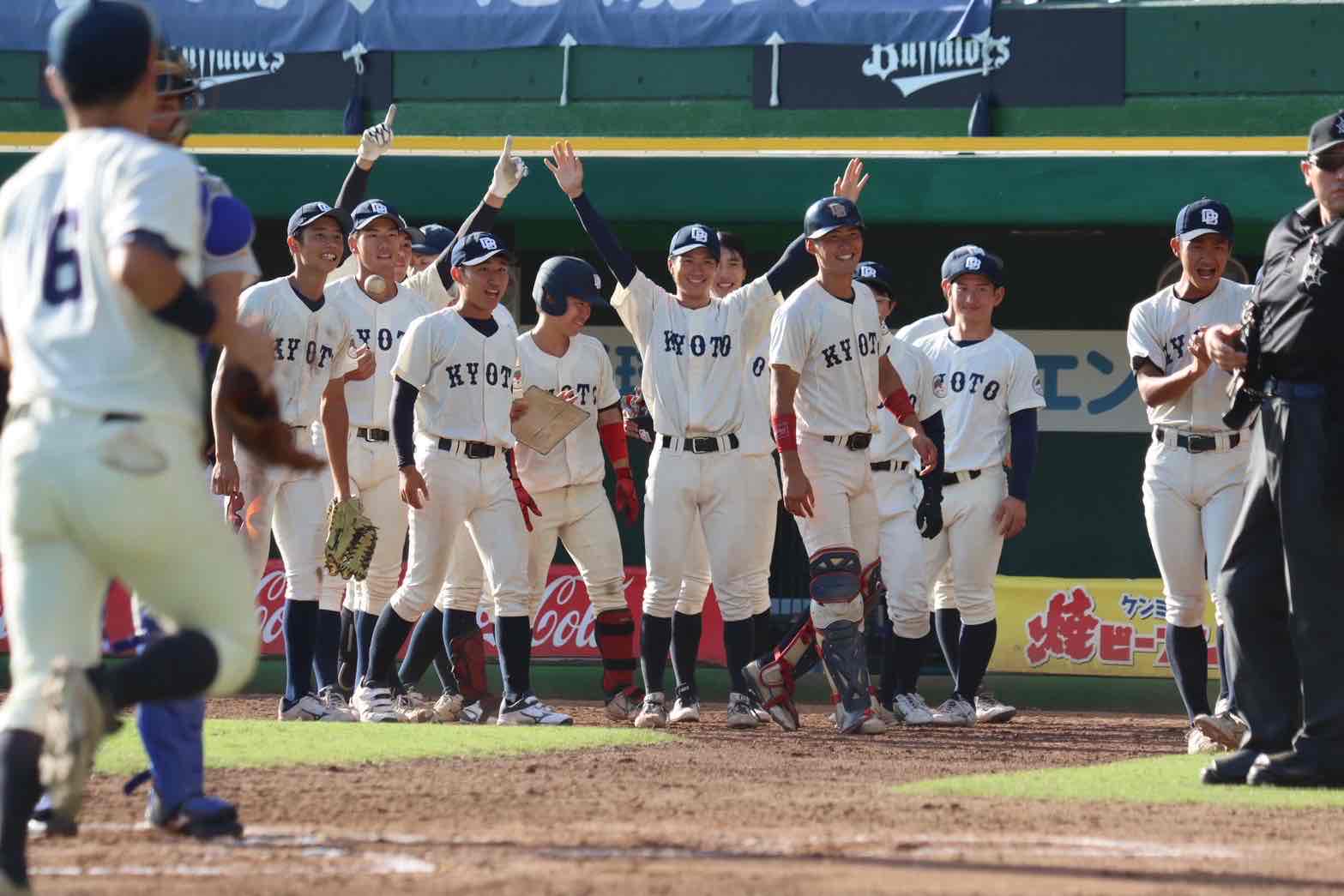 野球部 あと1本出ず関学に惜敗　遠い1勝 3季連続リーグ最下位