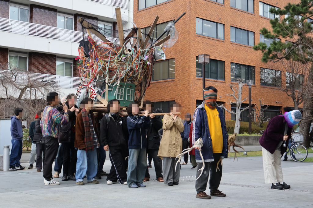 吉田寮 京大に9千筆弱の署名提出 3月末に現棟から一時退去